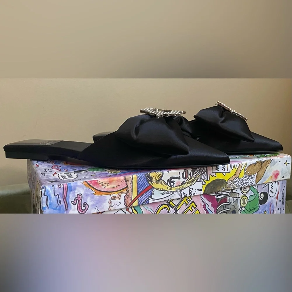 NWB Jeffrey Campbell Sit Pretty Satin Flats - Picture 2 of 4